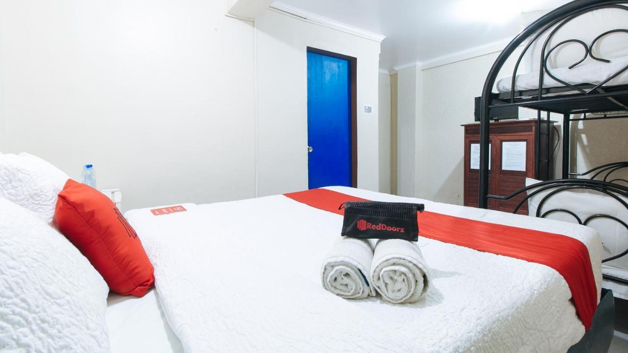 เรดดอร์ซ พลัส แอท ลากูนบีช รีสอร์ต ซัมบาเลส Hotel โอลองกาโป ภายนอก รูปภาพ
