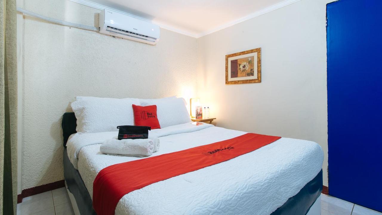 เรดดอร์ซ พลัส แอท ลากูนบีช รีสอร์ต ซัมบาเลส Hotel โอลองกาโป ภายนอก รูปภาพ
